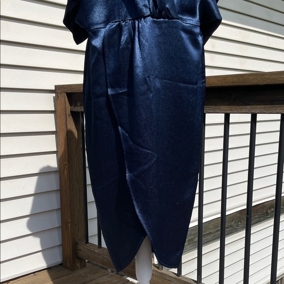 Kimono Style Midi Dress by Express - Picture 3 of 16